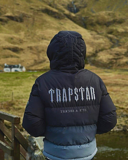 Trapstar DECODED 2022 HOODED PUFFER JACKET-BLACK GRADIENT - Hipstersbuy