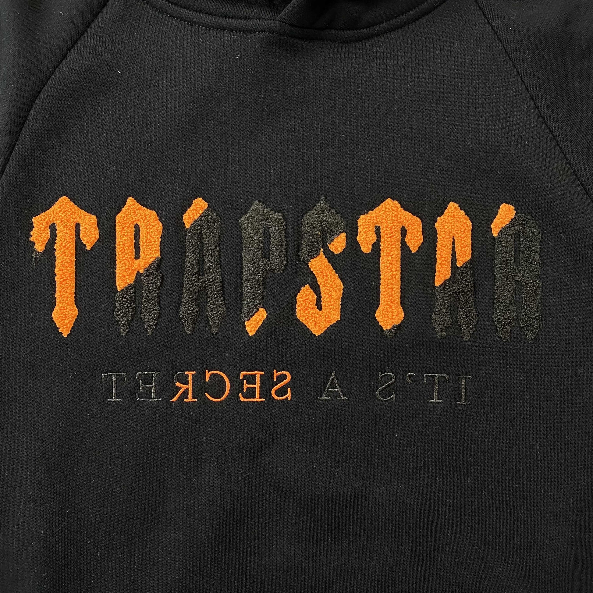 Sudadera con capucha para niños for Sale con la obra «Logotipo de Trapstar  BG» de saloka1717