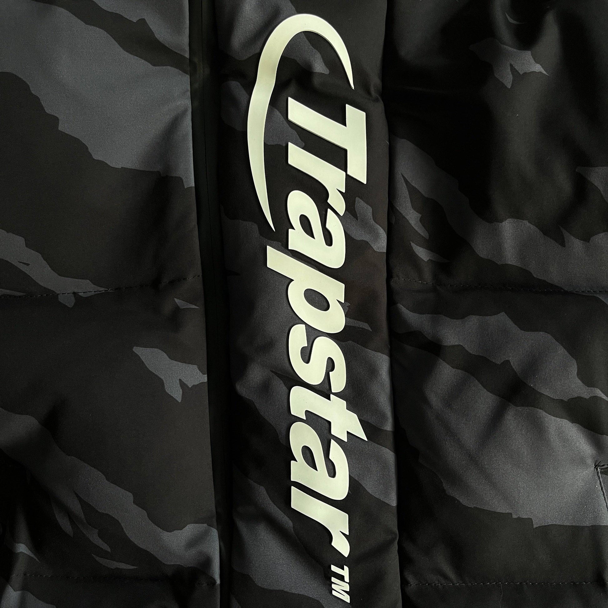 Trapstar hyperdrive technical puffer-black tiger camo jacket - Hipstersbuy