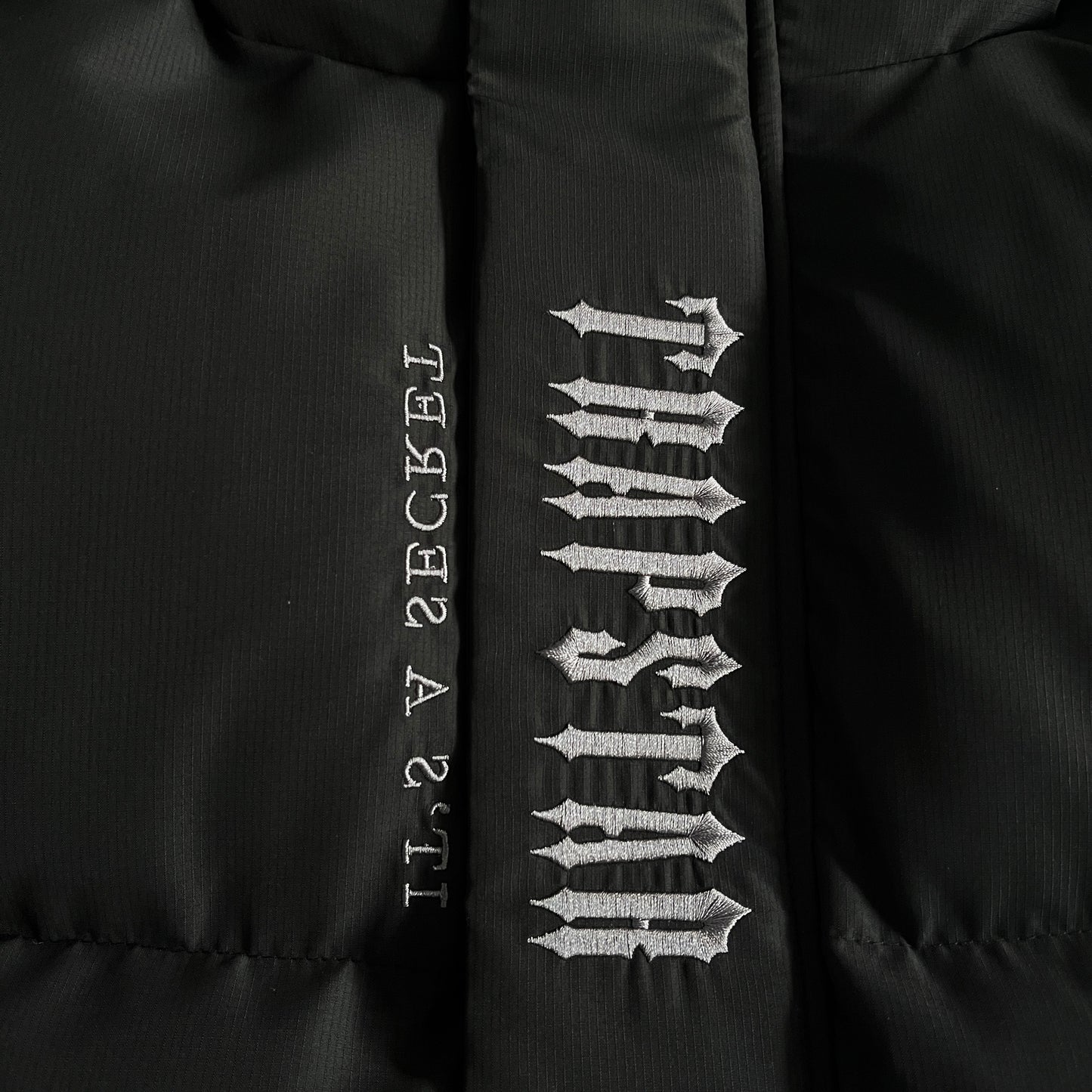 Trapstar Women's Decoded Hooded Puffer Jacket-Black