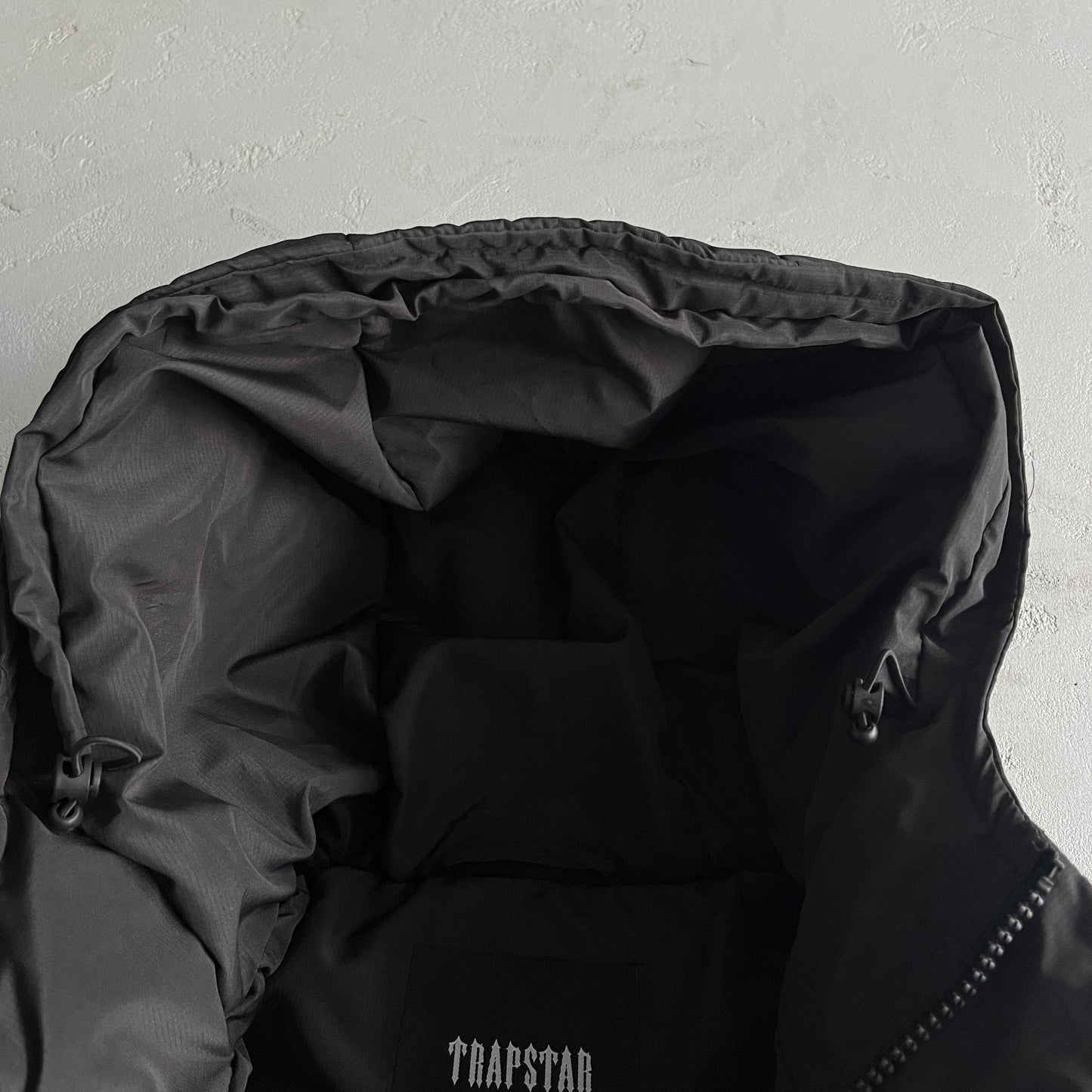 Trapstar Women's Decoded Hooded Puffer Jacket-Black